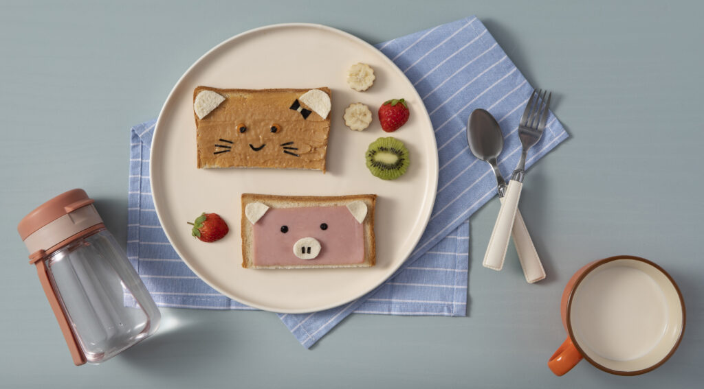 cute-children-food-plate-view